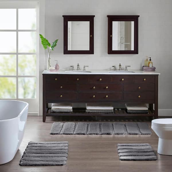 Tufted Pearl Channel 21 in. x 34 in. Grey Polyester Rectangle Bath Rug
