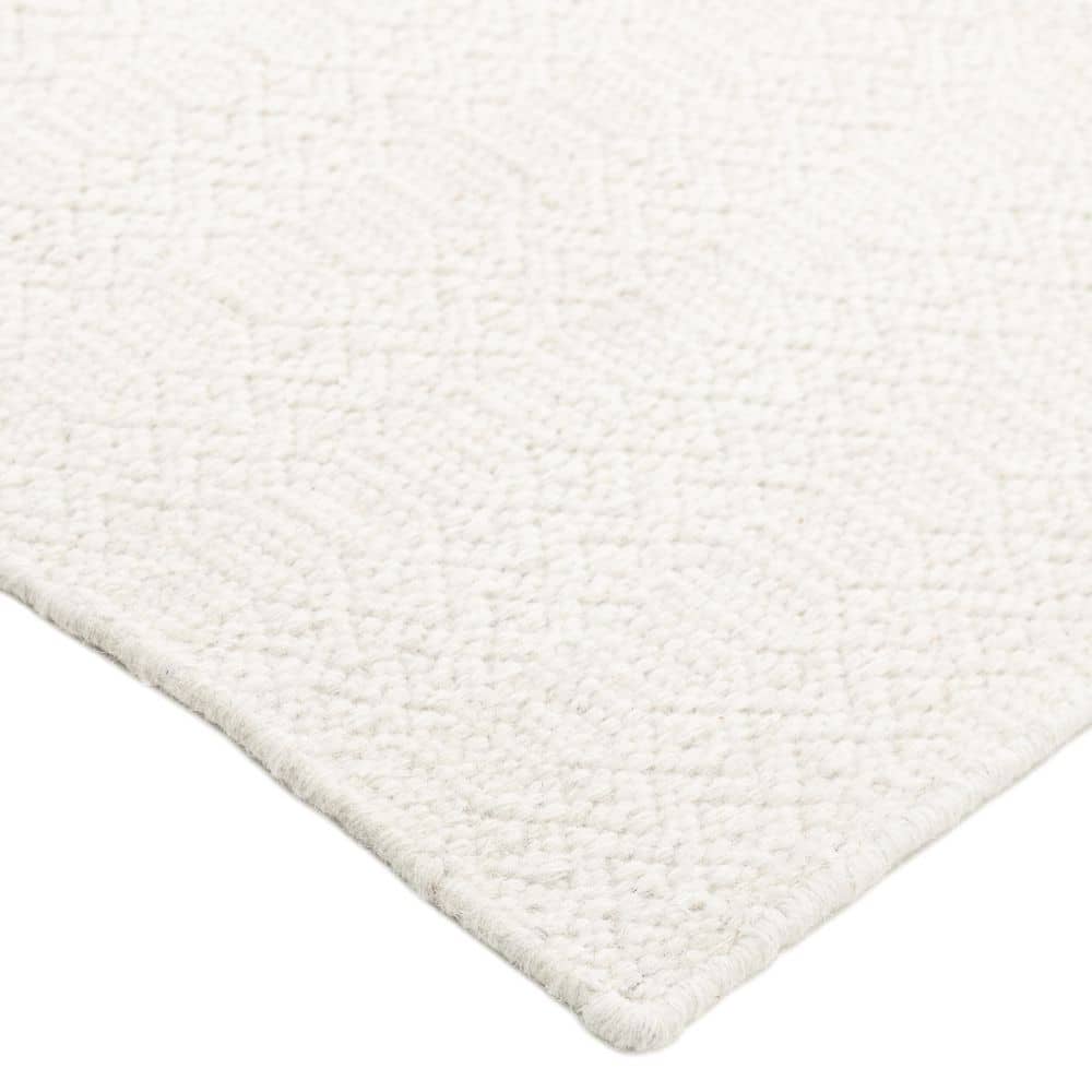 Handmade Ivory Wool 60'' x 36'' Flatweave Area Rug