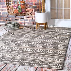 Teofila Southwestern Gray 6 ft. x 9 ft. Indoor/Outdoor Patio Area Rug