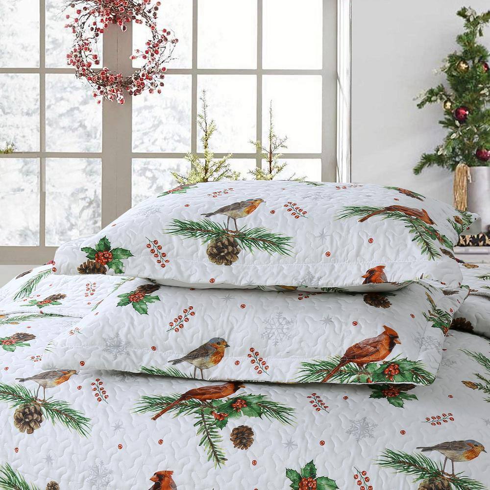 King White Winter Cardinals Christmas Quilt Set