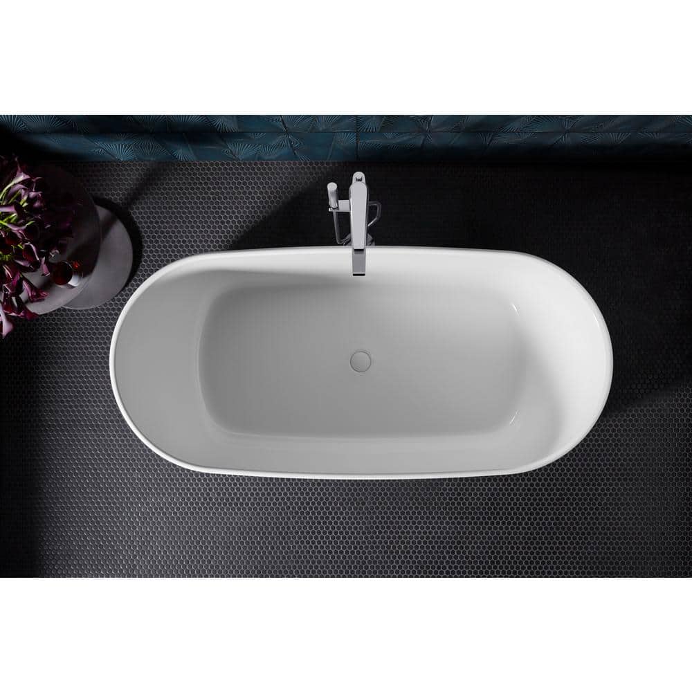 Ceric 65-Inch White Acrylic Freestanding Oval Soaking Tub