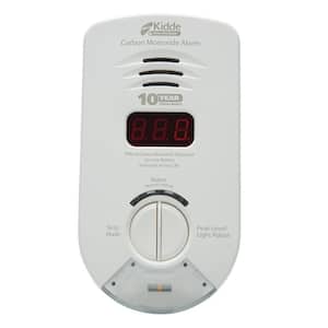 10 Year Worry-Free Plug-In Carbon Monoxide Detector with Battery Backup, Digital Display, and Safety Light