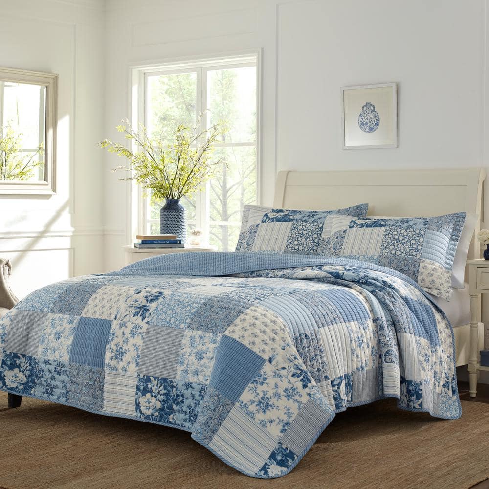 Full Blue Cotton Reversible Patchwork Quilt Set