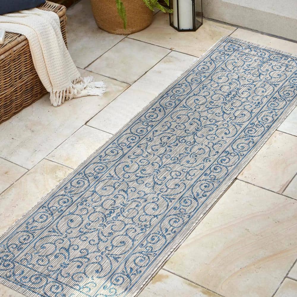 Boho-Chic Vintage Filigree Gray/Navy Indoor/Outdoor Runner Rug