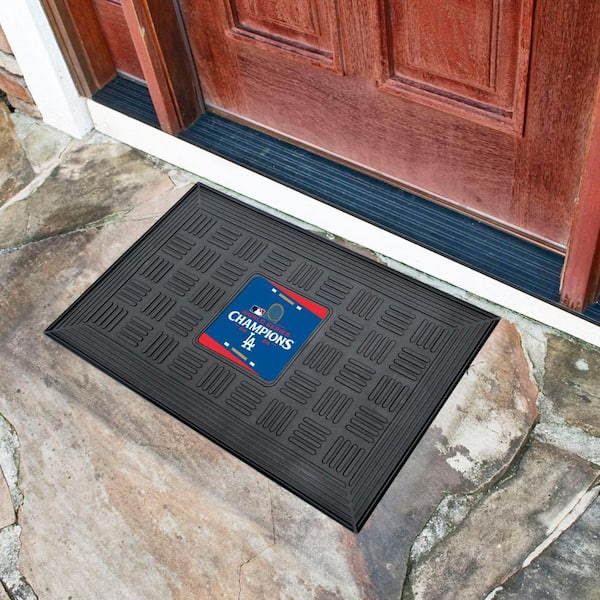 2024 World Series Champions-Los Angeles Dodgers Medallion Door Mat : 19. 5in. x 31. 25in.