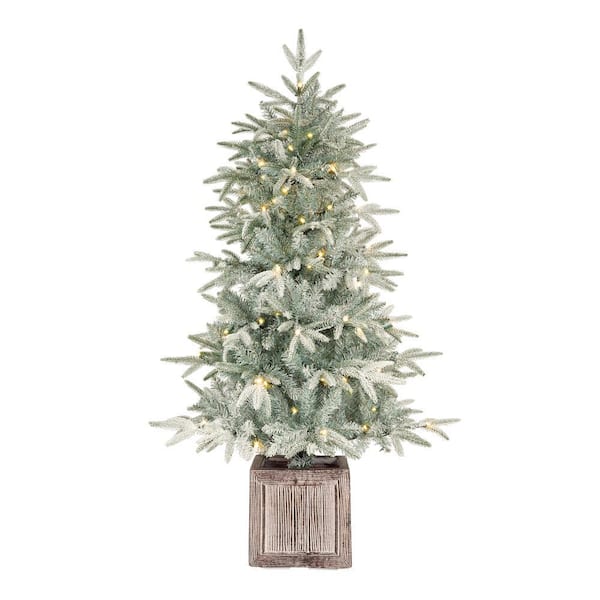 Home Accents Holiday 4.5 ft Pre-Lit Potted Artificial Christmas Tree with 100 Warm White Lights
