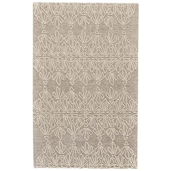 HomeRoots Tan and Ivory Geometric 8 ft. x 11 ft. Area Rug