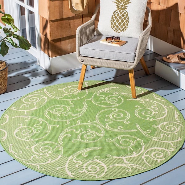 Courtyard Olive/Natural 8 ft. x 8 ft. Round Border Indoor/Outdoor Patio  Area Rug