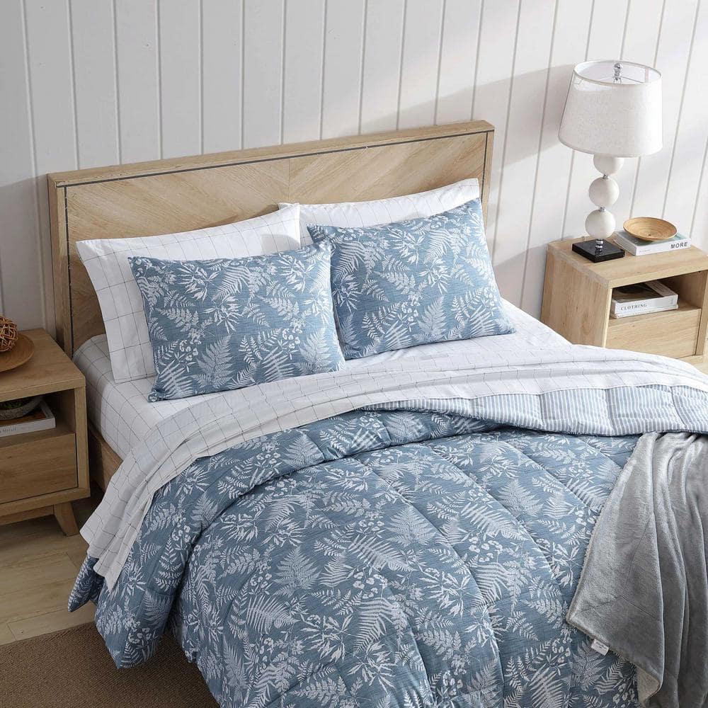 Twin Blue Microfiber Reversible Bedspread Set