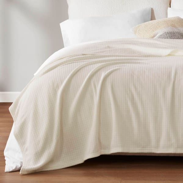 Microfleece Taupe Polyester King Quilted Blanket