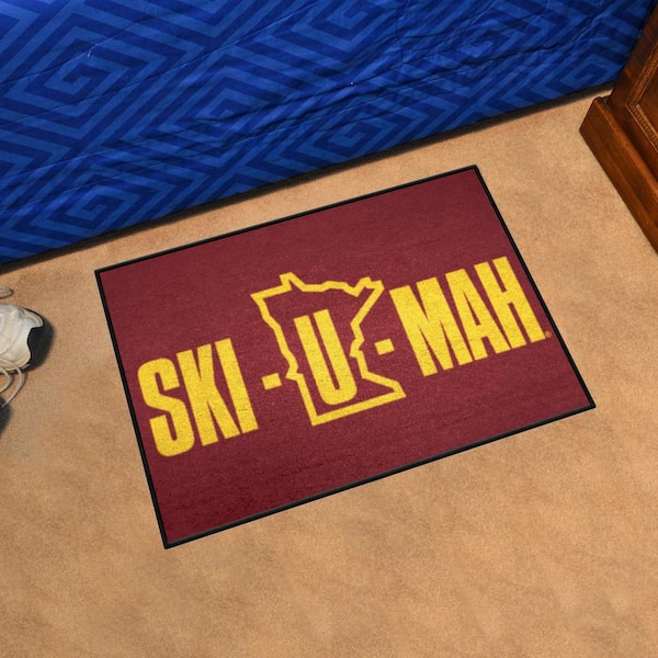 Minnesota Maroon 19 in. x 30 in. Starter Mat Accent Rug