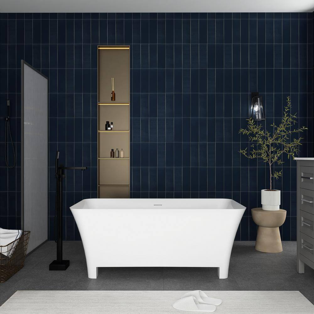 59 in. x 28 in. Soaking Bathtub with Center Drain in Glossy White