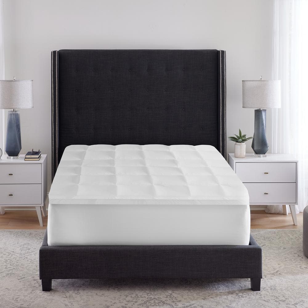 Full Size White Hybrid Memory Foam and Fiber Mattress Topper