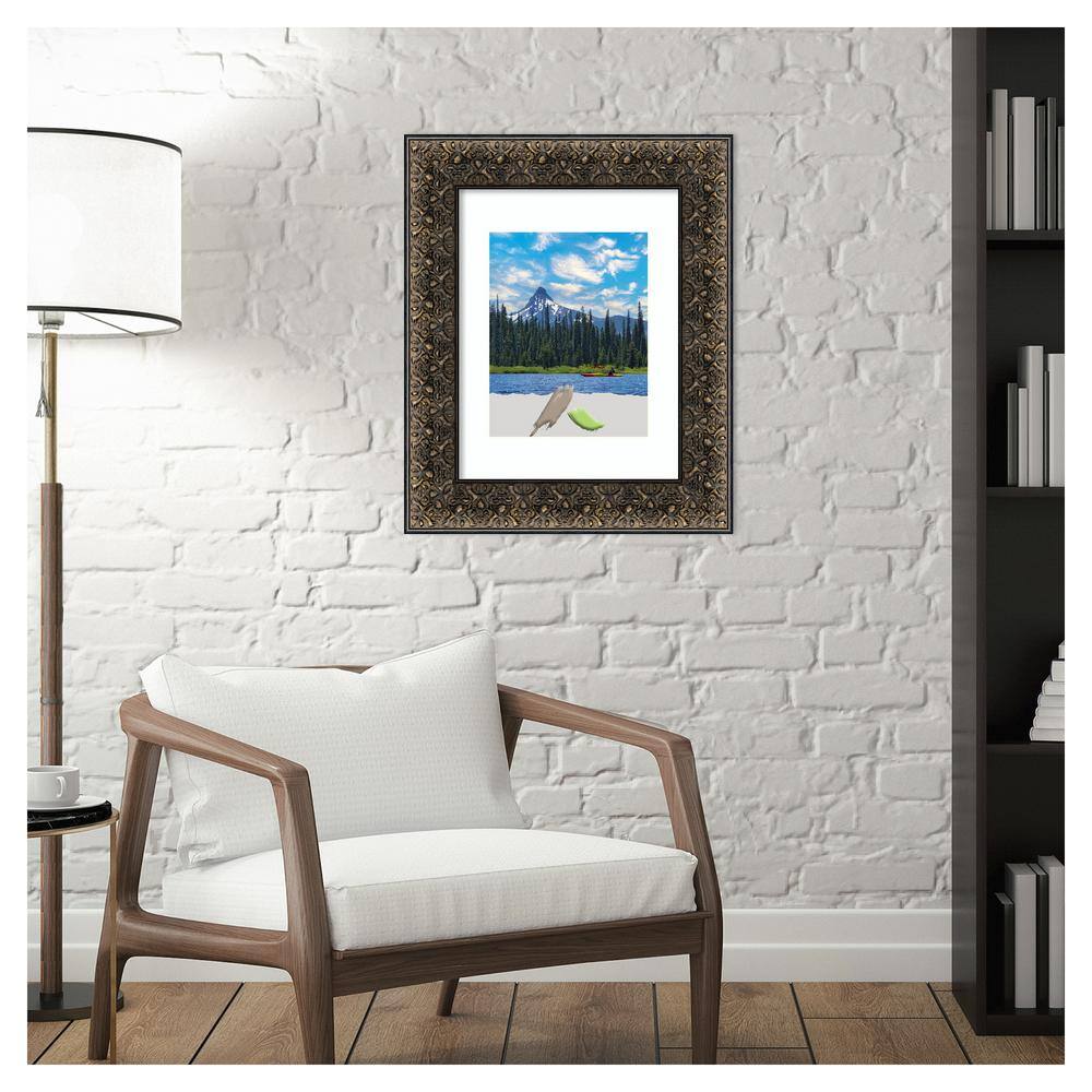 Antiqued Black and Gold Wood Wall Picture Frame