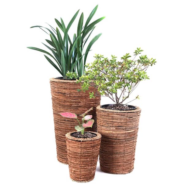 Vintiquewise Wicker Banana Rope Tall Floor Planter with Metal Pot (Set of 3)