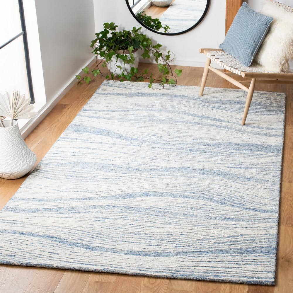 Hand-tufted Wool Rectangular Rug in Vivid Blue - 5' x 8'