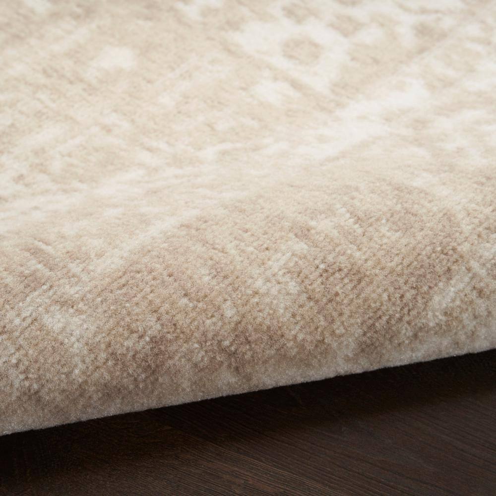 Ivory Beige 5'3" x 7'3" Vintage Medallion Area Rug
