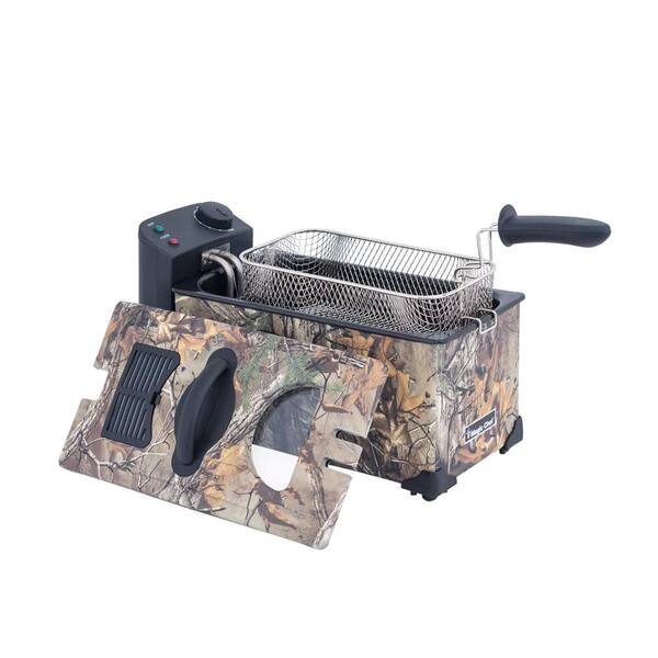 Magic Chef 3.17 Qt. Deep Fryer in Realtree Xtra Camouflage