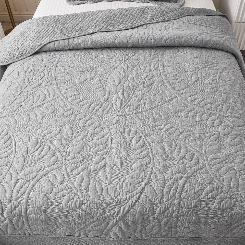 Pastel Grey Twin Cotton Reversible Bedspread Set