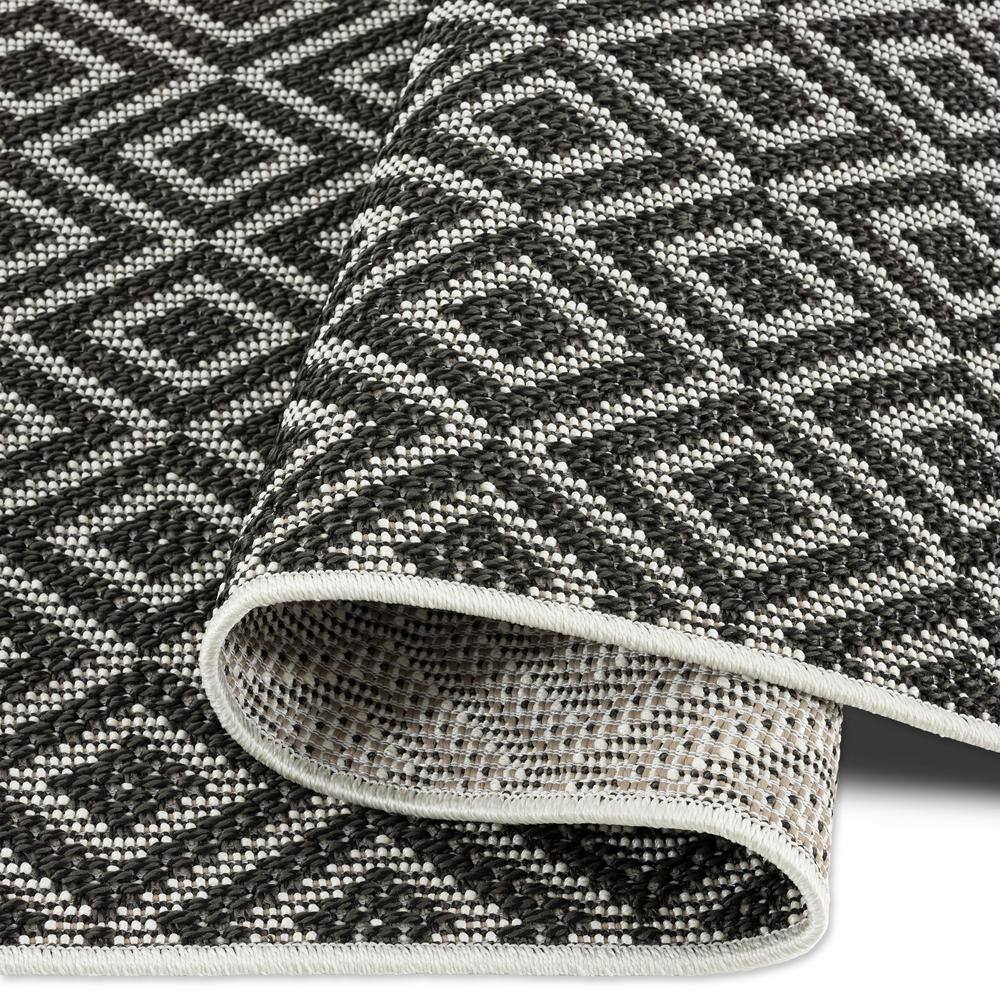 Charcoal and Cream Diamond Synthetic 6' x 9' Area Rug