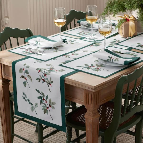 Company Cotton Floral Berry 16 in. W x 90 in. L Green Seasonal Cotton Table Runner