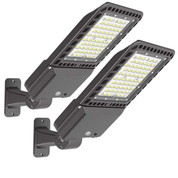 Honbei 800-Watt Equivalent Integrated LED Bronze Dusk to Dawn Arm Mount LED Street Area Light, 5000K Parking Lot Light (2-Pack)