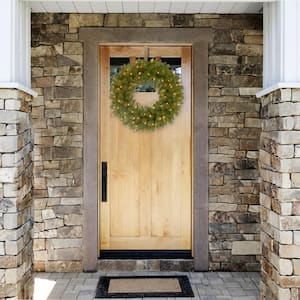 24in. Artificial North Valley(R) Spruce Wreath with Battery Operated Dual Color LED Lights