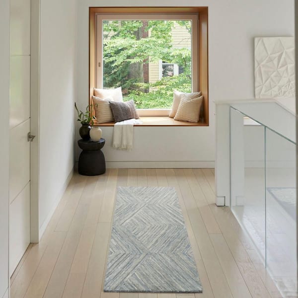 Graceful Blue 2 ft. x 8 ft. Geometric Contemporary Runner Area Rug