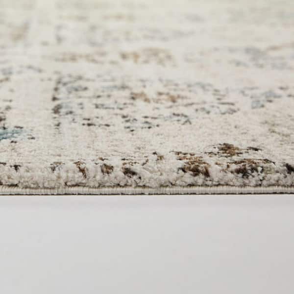 Alvi Cream 5 ft. 3 in. x 7 ft. Oriental Area Rug