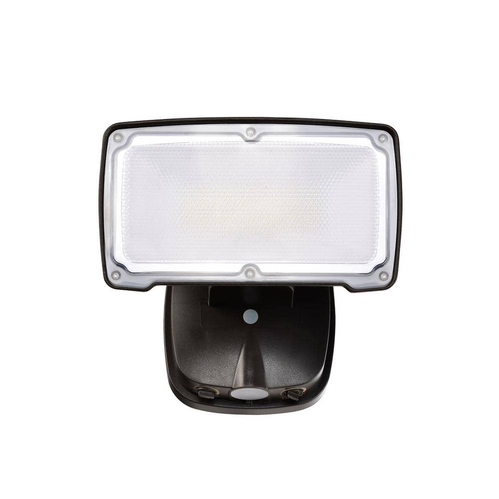 AWSENS 26-Watt 2500 Lumens Bronze Dusk to Dawn Control 1 Head Outdoor LED Security Flood Light (1-Pack)