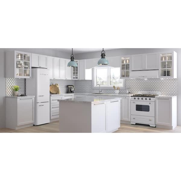 Unique Appliances - Classic Retro 22 in. 8.7 cu. ft. Counter Depth Bottom Freezer Refrigerator in Marshmallow White