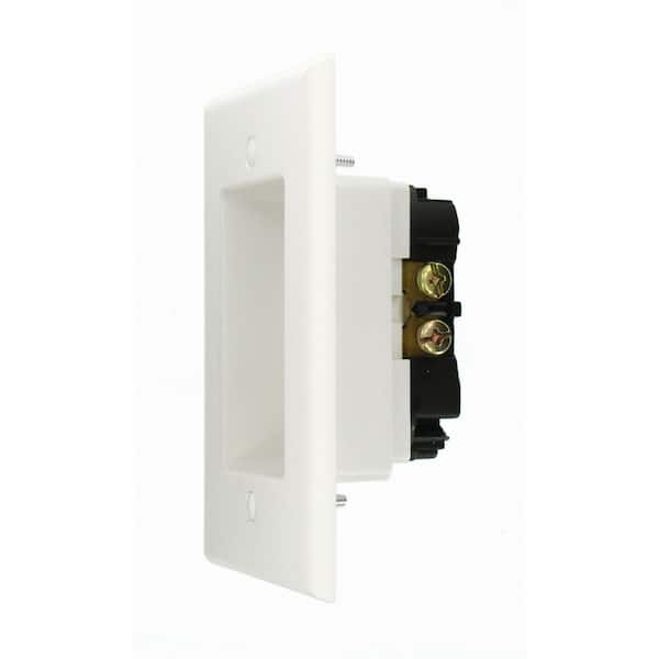 Leviton 15 Amp 1-Gang Recessed Duplex Power Outlet, White R52-00689-00W -  The Home Depot