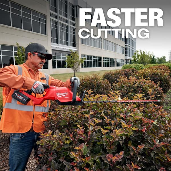 Milwaukee M18 FUEL 18V 24 in. Brushless Cordless Battery Powered