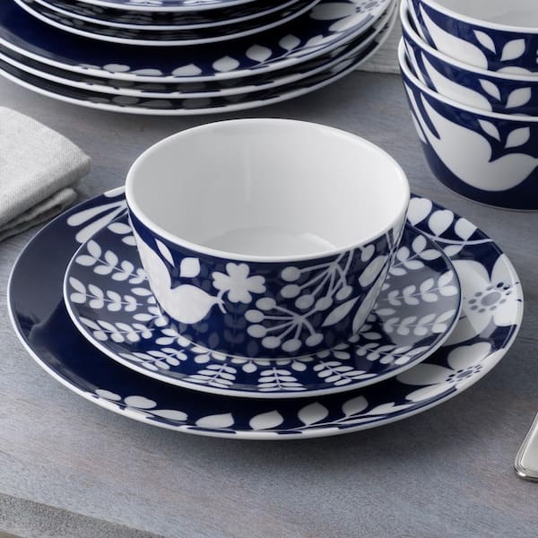 Noritake Bluefjord 11 in. (Blue) Porcelain Coupe Dinner Plates 
