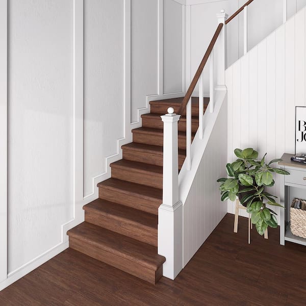 Cap A Tread Brown Oak 47 in L x in W x mm T Vinyl