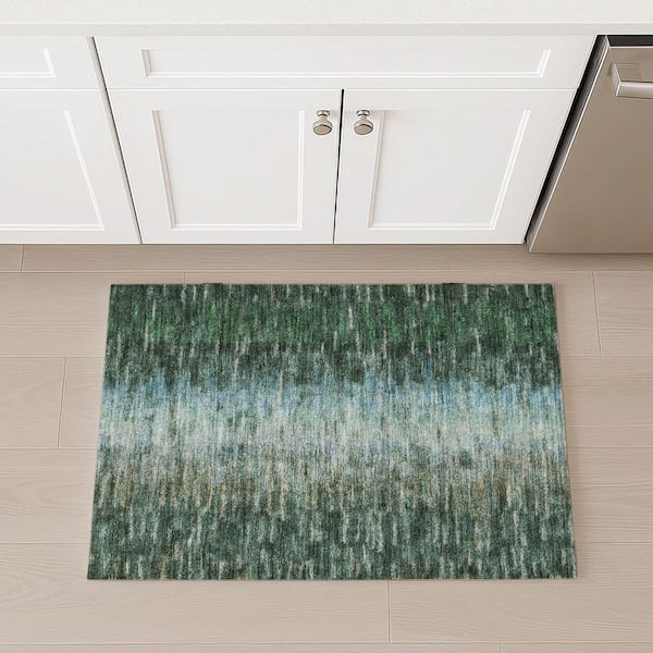 Chantille Machine Washable Indoor/Outdoor Abstract ACN2318 Emerald 2 ft. x 3 ft. Accent Rug