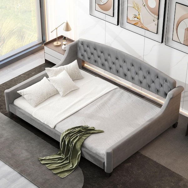 Harper & Bright Designs Button-Tufted Gray Wood Frame Full Size Velvet Upholstered Daybed