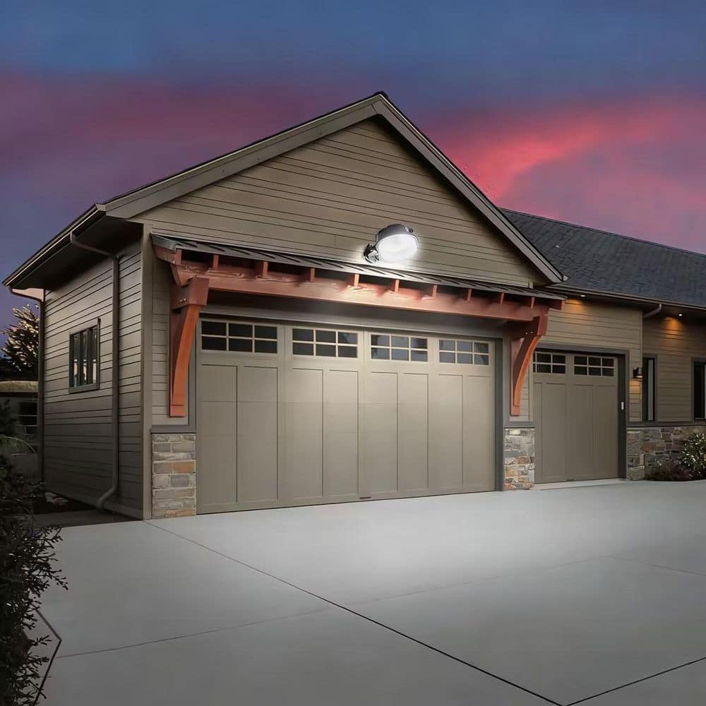 KOAOEIRS 50-Watt LED Bronze Dusk to Dawn with photocell Outdoor