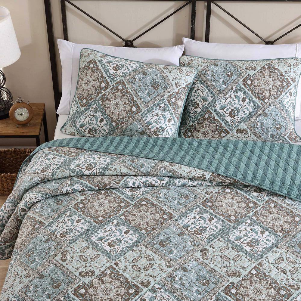 Full Blue Cotton Reversible Quilt Set with Shams