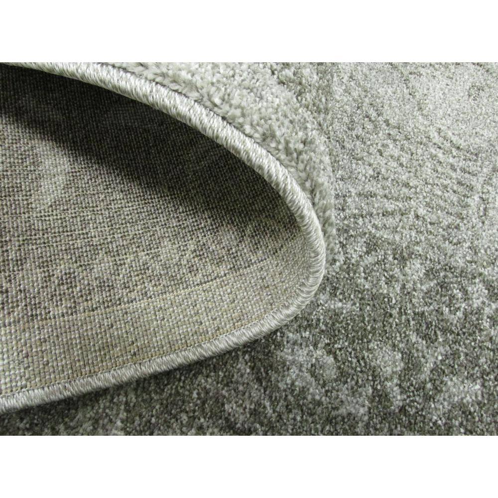 La Jolla Light Gray Floral Reversible Synthetic Rug, 7x10 ft