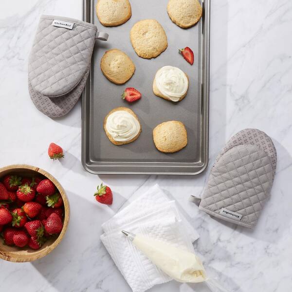 Asteroid Silicone Grip Grey Mini Oven Mitt Set (2-Pack)