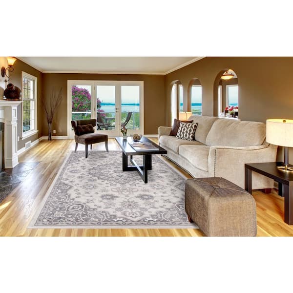 Lara Center Medallion Ivory 5 ft. x 5 ft. Round Area Rug