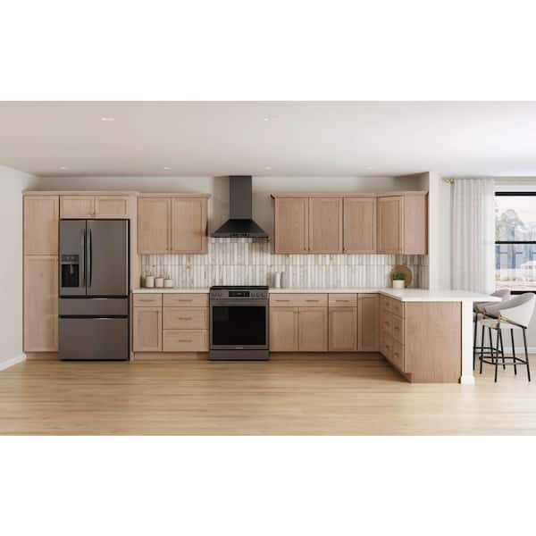 Sinclair 24 in. W x 24 in. D x 34.5 in. H Assembled Base Kitchen Cabinet in Shaker Light Oak