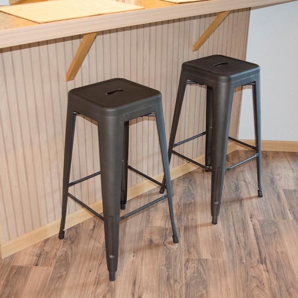 https://images.thdstatic.com/productImages/646261e8-ea9a-44ec-a747-f41f57be962e/svn/gunmetal-natural-amerihome-bar-stools-800487-31_600.jpg