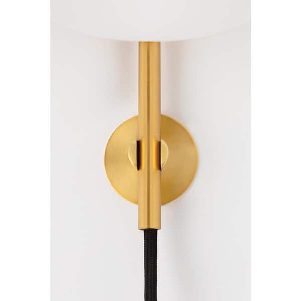 Mitzi by Hudson Valley Lighting Casey 1-Light Aged Brass Wall Sconce  H523101-AGB - The Home Depot