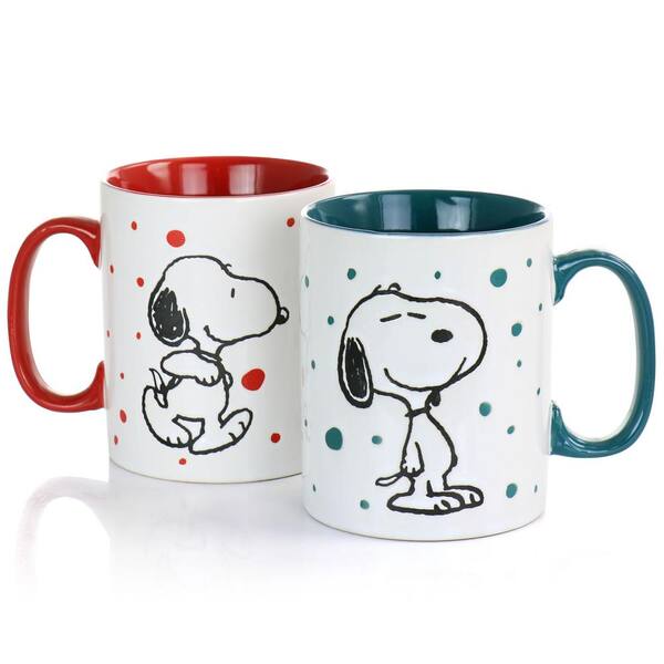 hand painted snoopy woodstock peanuts inspired christmas wine glass – Dez  Designs