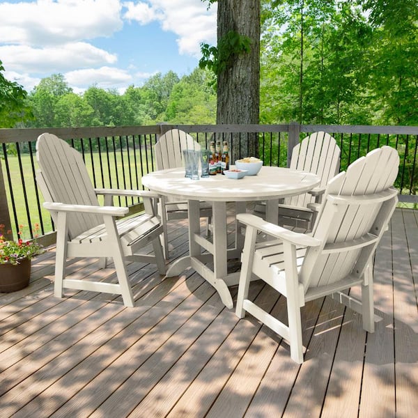 Hamilton Whitewash 5-Piece Recycled Plastic Round Outdoor Dining Set