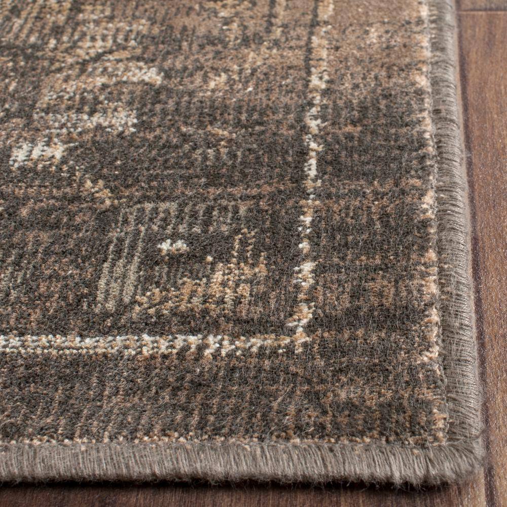 SAFAVIEH Vintage Cennetig Traditional Area Rug, Soft Anthracite, 8' x 10'