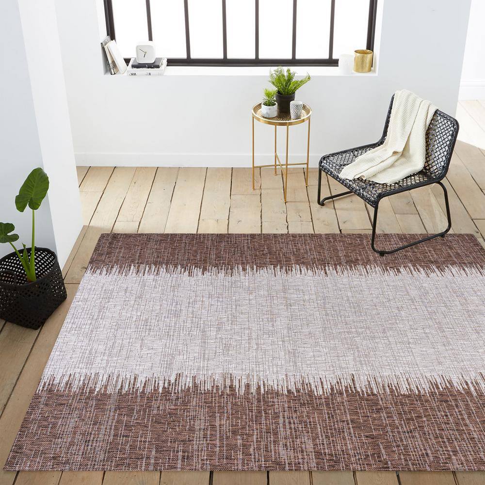 Modern Strie Brown/Beige 8' x 10' Synthetic Reversible Area Rug