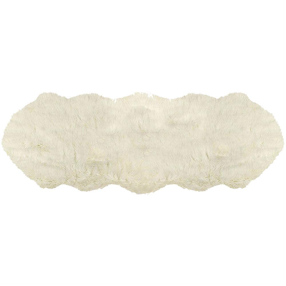 Luxurious Black Faux Sheepskin 4' x 6' Washable Area Rug